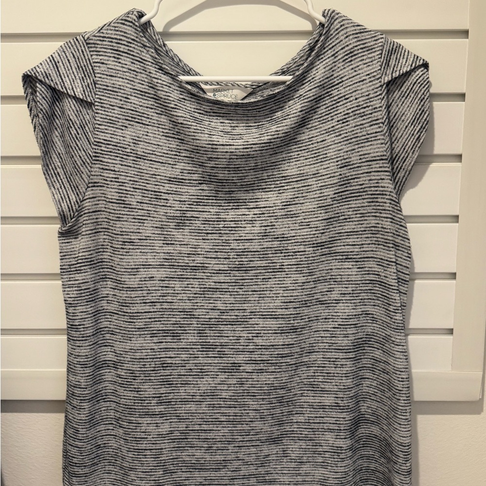 Market & Spruce Black and White Striped Short Sleeve Top w Button Back Detail